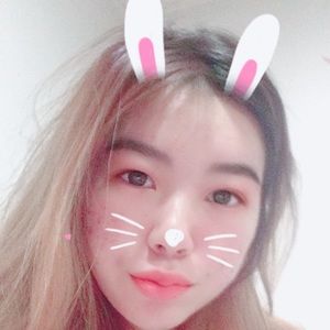 Meet your Posher, Lena